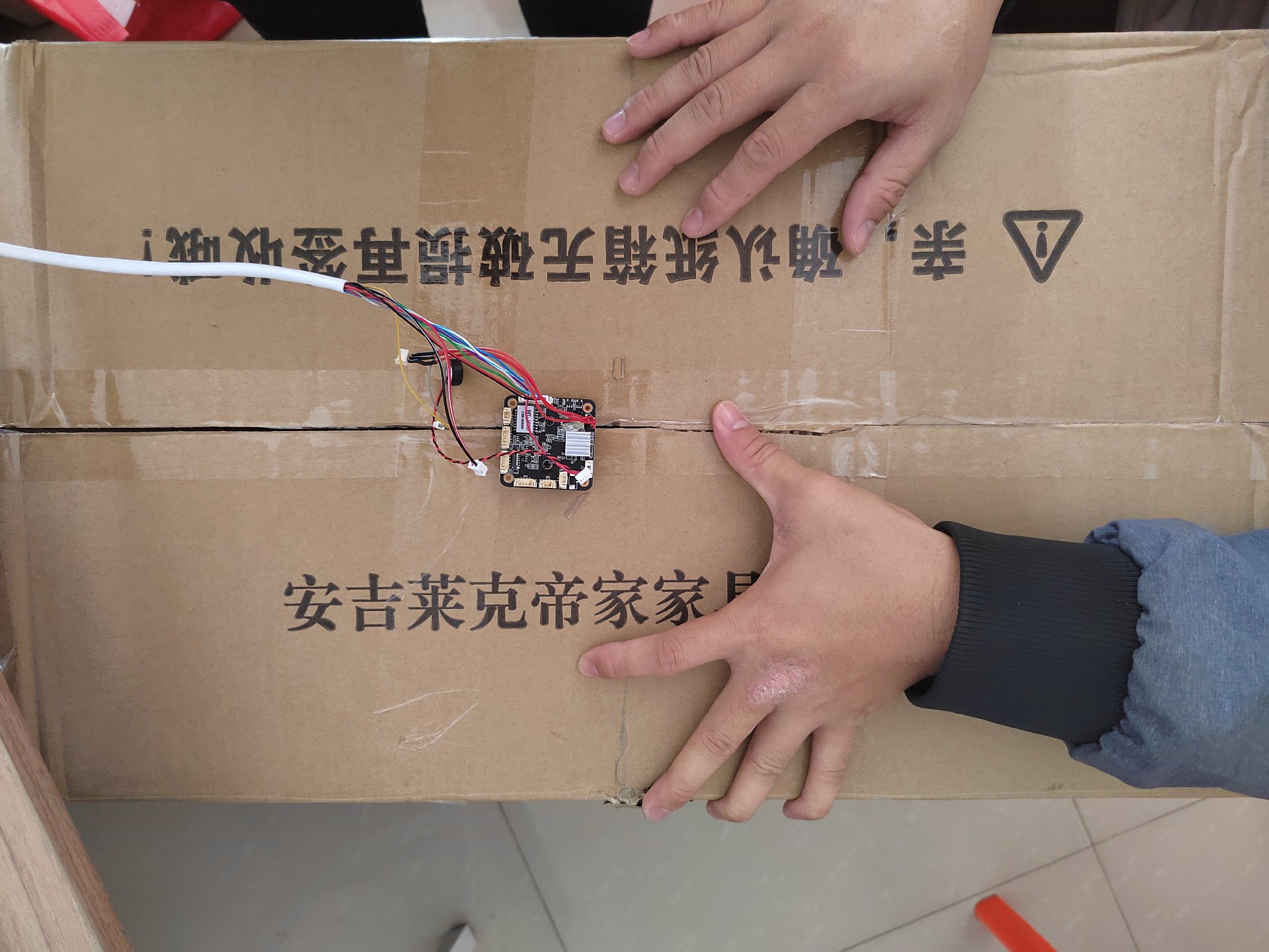 新品！上新了！500萬臻全彩攝像機